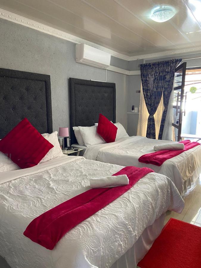 Nsuku Bed And Breakfast Thulamahashi Экстерьер фото