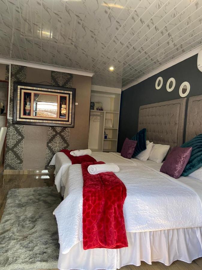 Nsuku Bed And Breakfast Thulamahashi Экстерьер фото