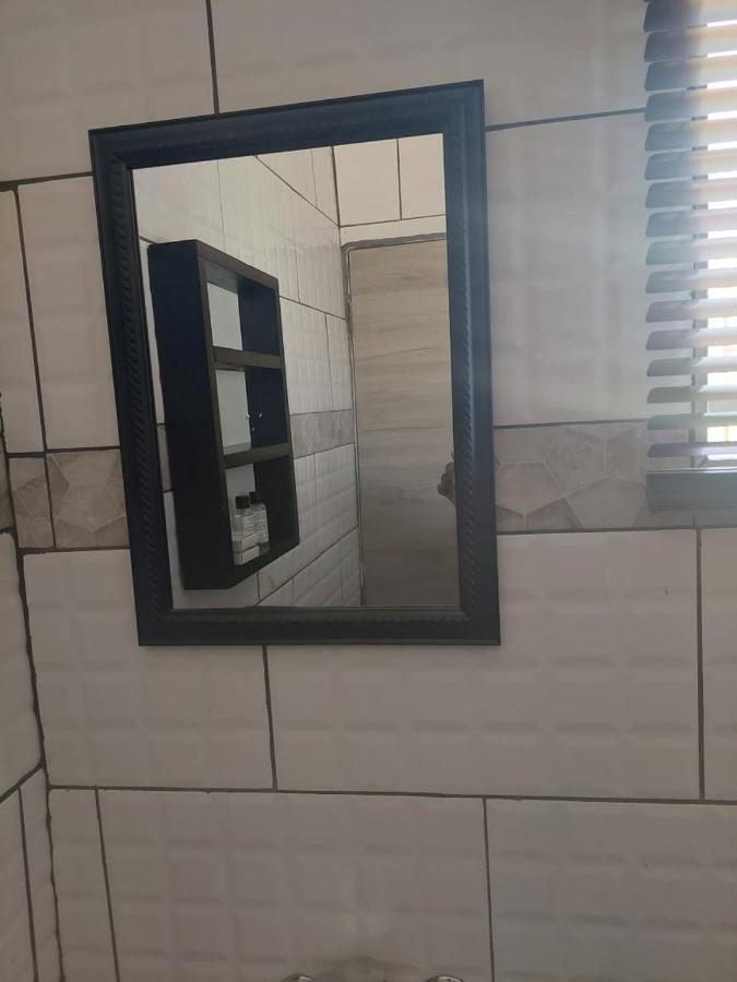 Nsuku Bed And Breakfast Thulamahashi Экстерьер фото